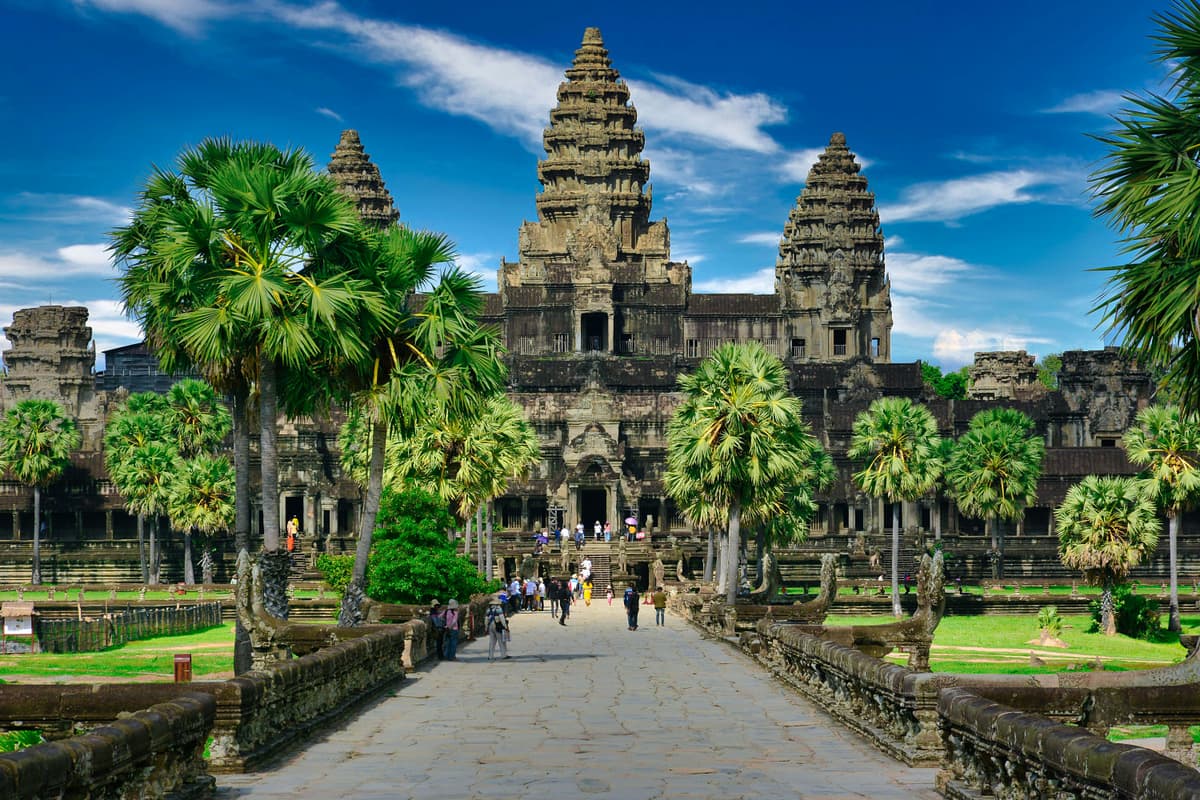 Hiring in Cambodia: Minimum Wage and Employment Guide
