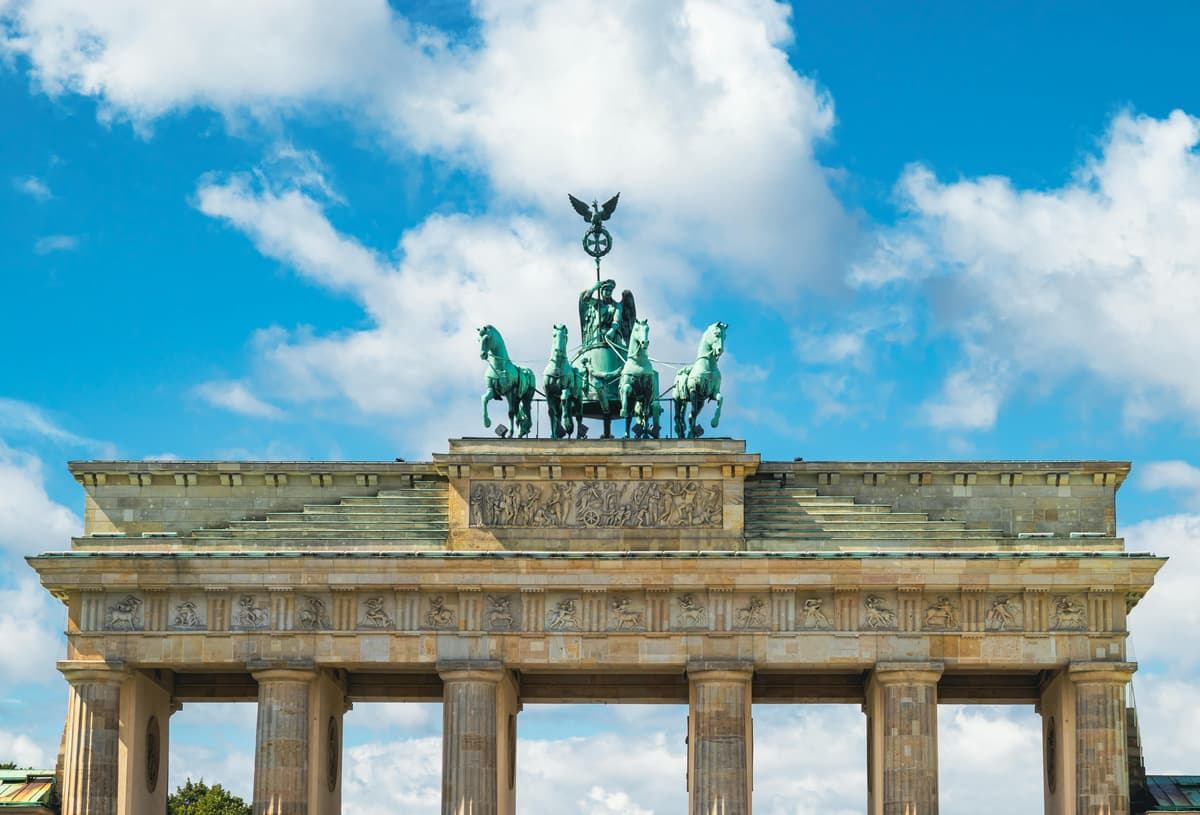 Hiring in Germany: Minimum Wage and Employment Guide