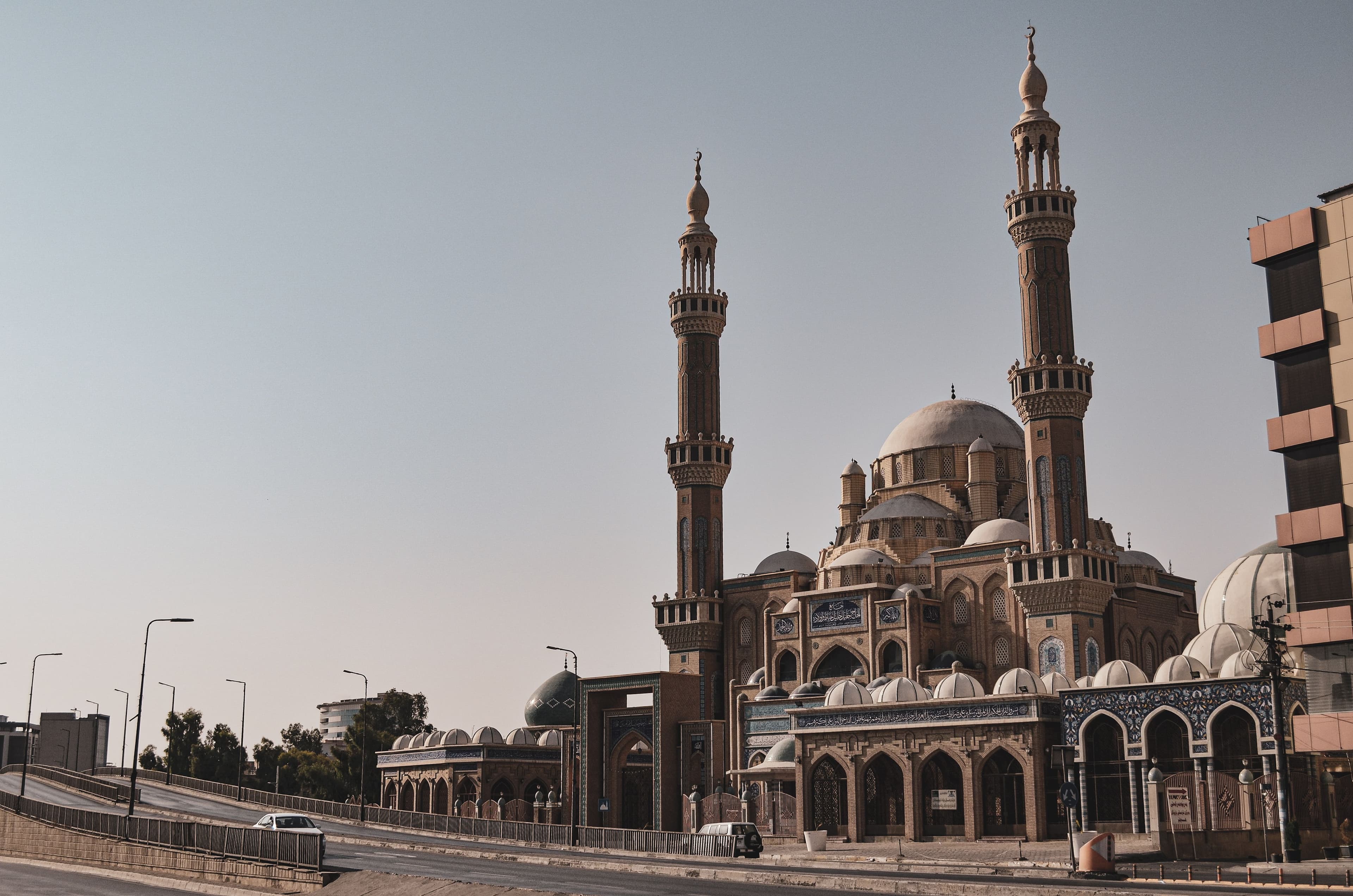 Hiring in Iraq: Minimum Wage and Employment Guide