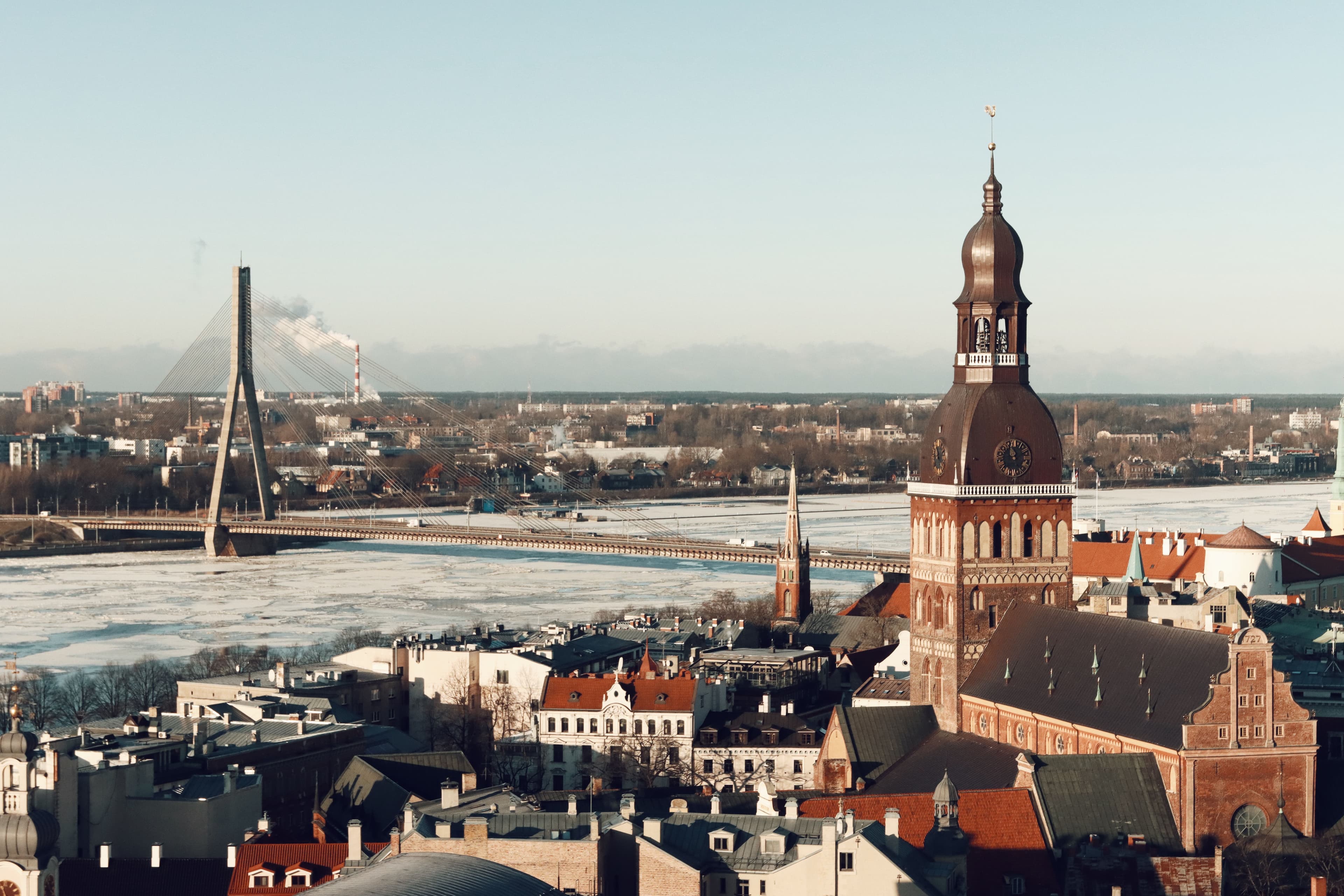 Hiring in Latvia: Minimum Wage and Employment Guide