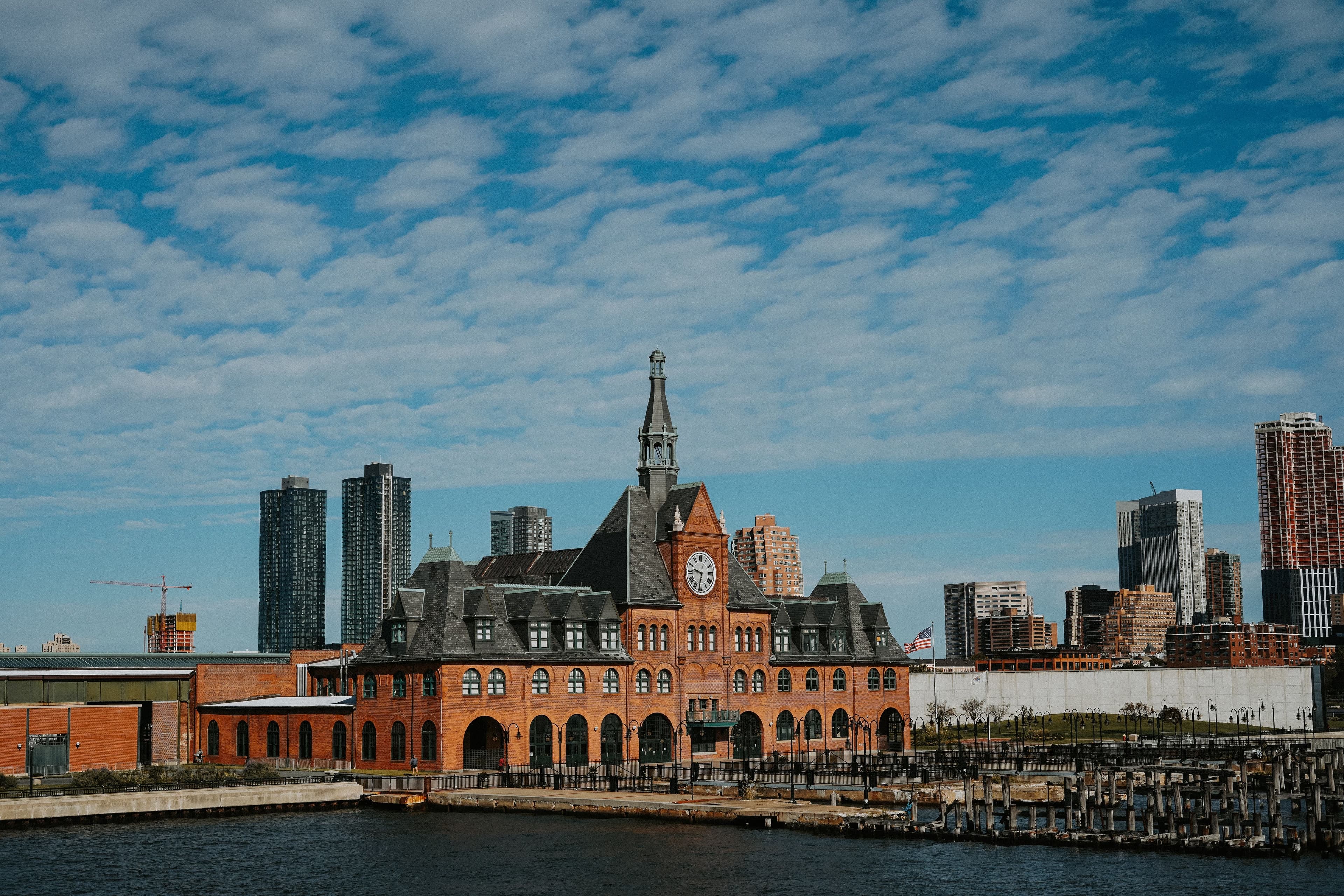 Hiring in New Jersey: Minimum Wage and Employment Guide